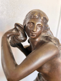 
													sculpture bronze signée Dubois
												