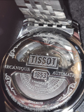 
													Montre de marque tissot modèle le locle
												