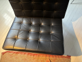 
													Vends 2 fauteuils BARCELONA cuir
												