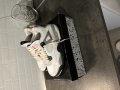 
													Baskets air Jordan 4
												