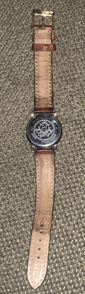 
													Vend montre hermes
												