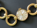 
													Montre femme vintage or Girard Perregaux
												