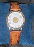 
													Vend montre hermes
												