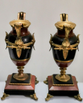 
													Paire de vases en Bronze et Marbre
												