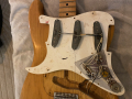 
													Fender Stratocaster 1973 natural
												