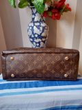 
													sac louis vuitton  pallas
												