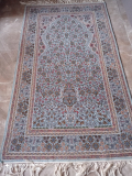 
													Tapis persan en soie
												