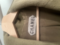 
													Manteau en cachemire Chanel
												