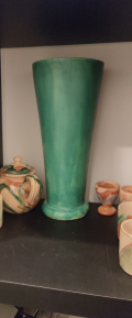 
													Vase signé J. MILAZZO-Vallauris
												