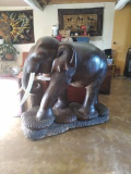 
													sculpture éléphant
												