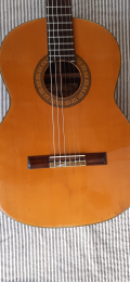 
													Guitare classique Jesus Alégré de Marchena modèle 588
												