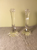 
													Lot de 2 bougeoires en cristal manufacture Saint-Louis
												