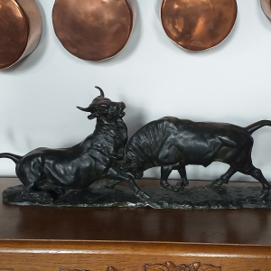 Sculpture taureaux bronze