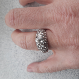 Bague jonc imitation Boucheron en or blanc et diamant + 1 solitaire d'1 carat