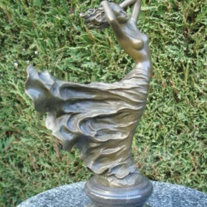 Sculpture en bronze signée L Bistolfi