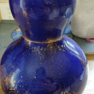 Vase en porcelaine bleu de sevres