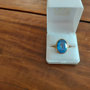 Bague ancienne Or et pierre bleue