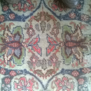 tapis très ancien
