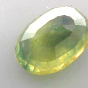 Saphir vert 1.23 ct