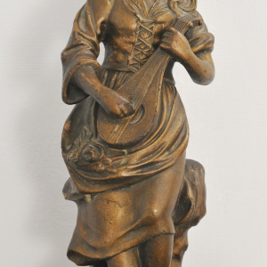 joueuse de Luth en pierre et patine de bronze de jean Baptiste Foucher
