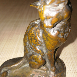 Bronze chat. Signe Fremiet