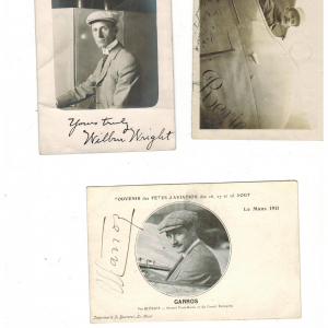 carte postale ( argentique) et photo dédicacées aviateurs célèbres