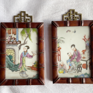 Deux Miniatures chinoises sur porcelaine