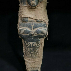 Antiquités Egyptiennes Anciennes Noir OUSHEBTI Shabti Enveloppé en lin Pierre