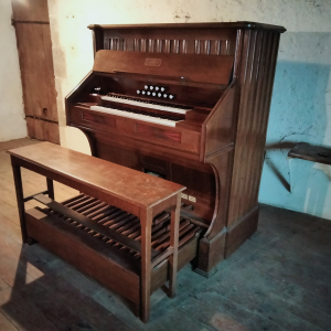 Harmonium ancien