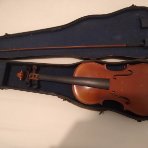 Un violon de Roger & Max MILLANT
