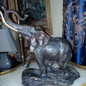 sculpture éléphant bronze
