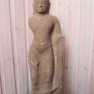 Bouddha debout Mon Dvaravati en grès