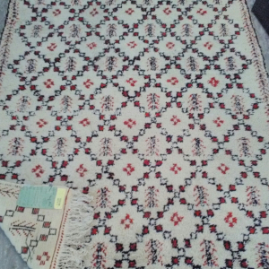 tapis marocain ancien avec certificat d'authenticité