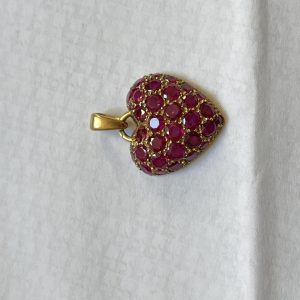 Pendentif coeur or et rubis