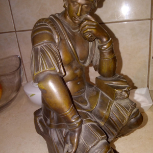 Sculpture penseur en bronze