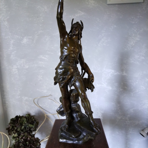 sculpture en bronze signée Drouot