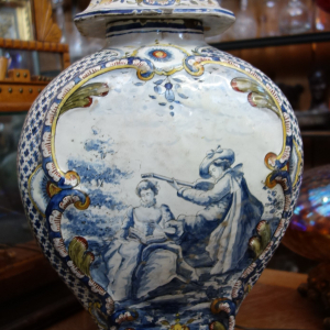 Vase en céramique (faënce ?)