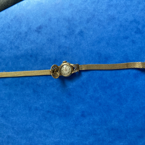montre bracelet femme en or