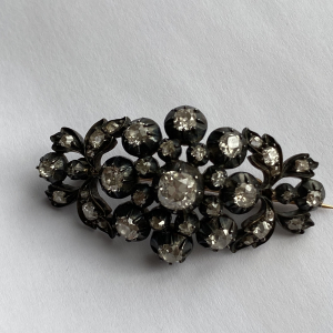 Broche diamants et or