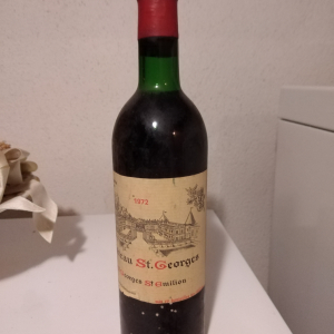 Bouteille 75 cl Château saint georges saint emilion petrus desbois 1972 etat etiquette moyen