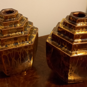 LOT DE 2 VASES