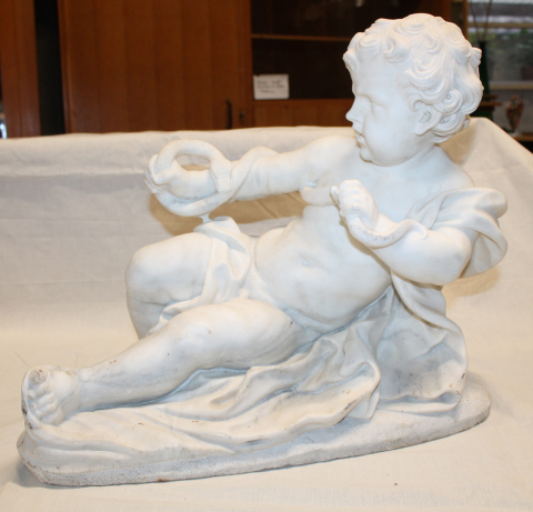 
															Sculpture d’après Alessandro Algardi "Une figure d'Hercule dans son enfance, écrasant un serpent."
														