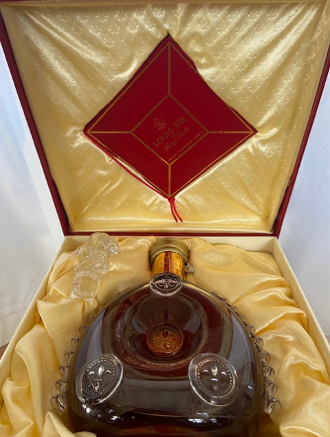 
															Coffret Cognac Remy Martin Louis XIII  acheté en 1979
														