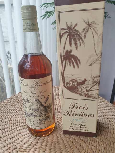 
															vieux rhum milésimé
														