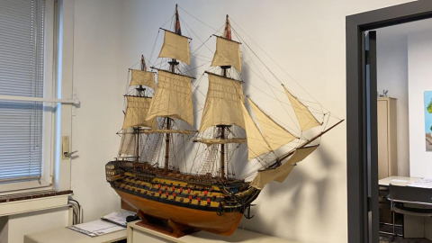 
															Maquette de bateau
														