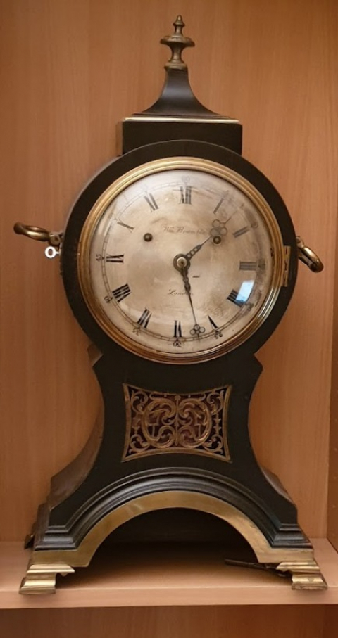
															Horloge de cheminée anglaise
														