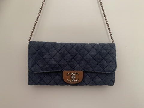 
															Sac Chanel de 2011
														