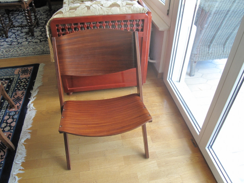 
															Ernest Race cormorant folding chair circa 1959
														