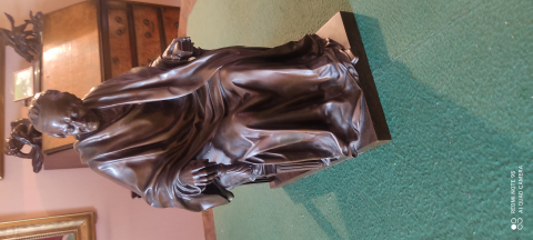 
															Sculpture en bronze 01 (Voltaire)
														