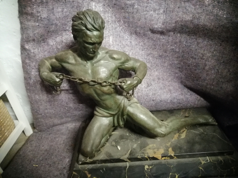 
															Esclave enchainé marbre bronze
														